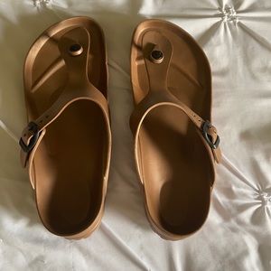 Birkenstock Essential Gizeh Sandals